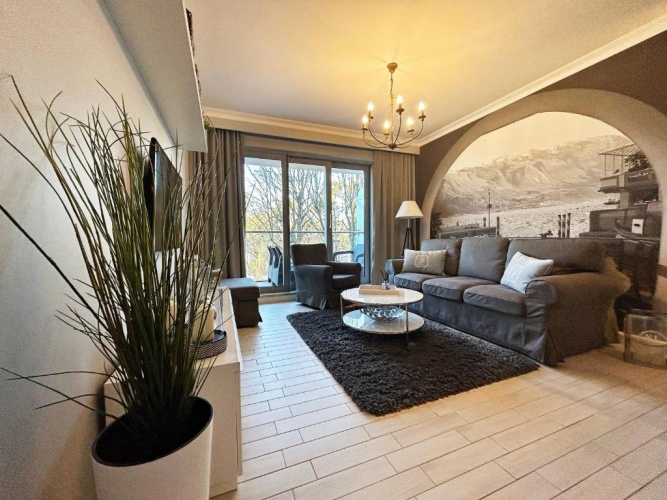 Apartment with balcony