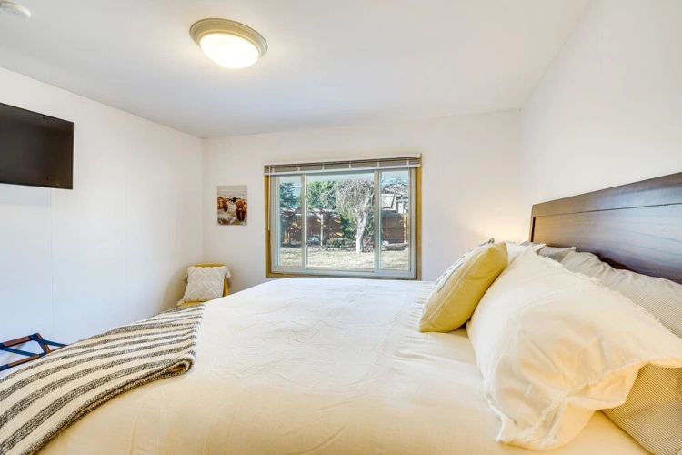 5 Bedrooms Standard room