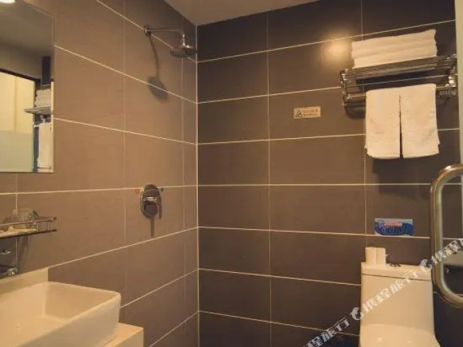 Deluxe Double Suite