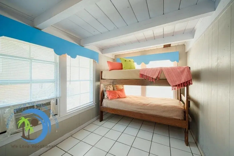 Beach Nook Up