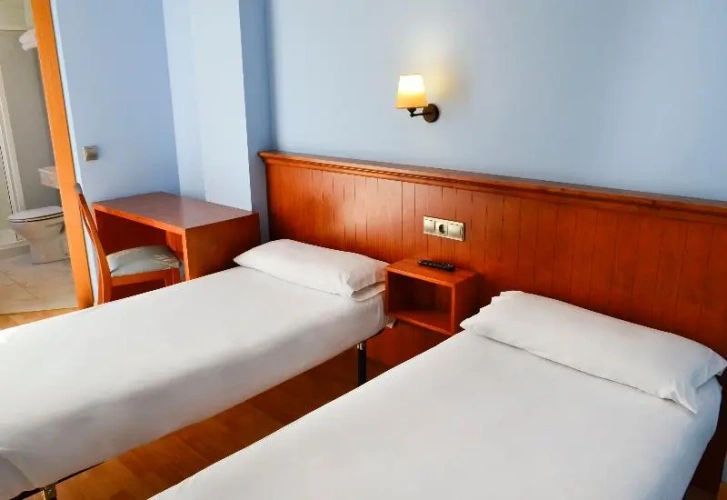 Economy Double room with balcony