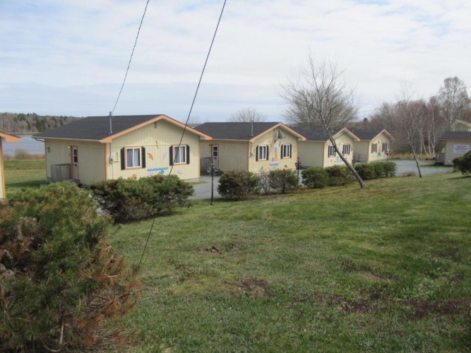 2 Bedrooms Cottage