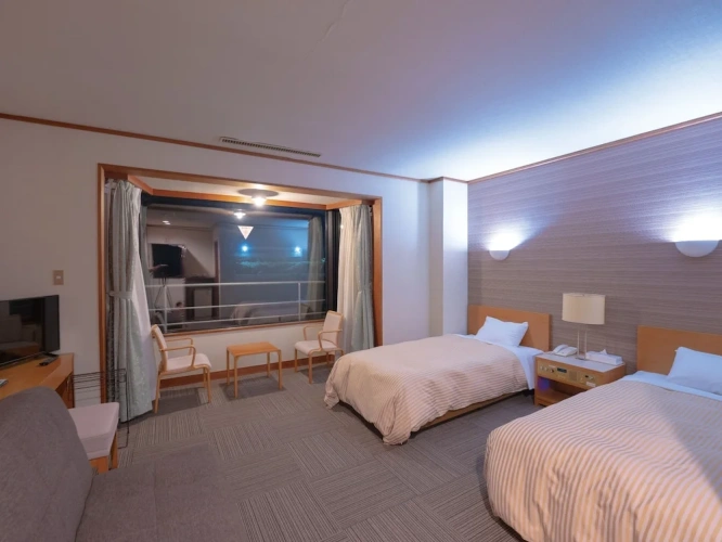 Standard Twin room with mountain view