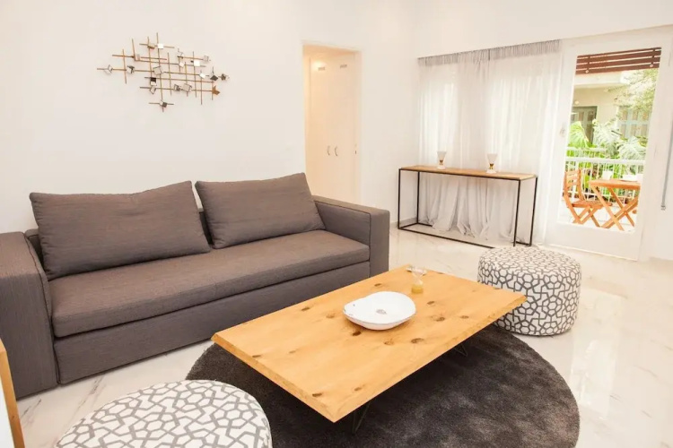 Luxurious Apartment in Athens Downtown