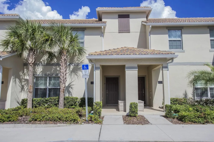Four Bedroom Storey Lake Resort Close To Disney W Pool 3063 - Kissimmee, FL