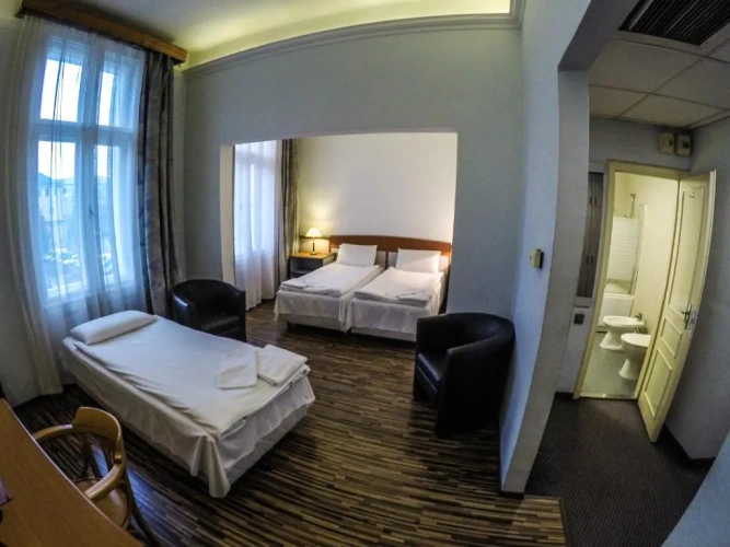 Superior Triple room