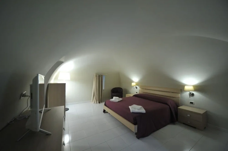 Economy Triple room