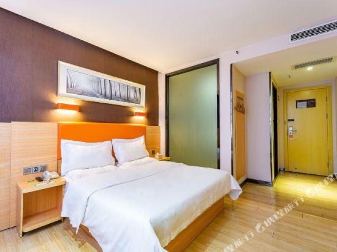 Quadruple Suite