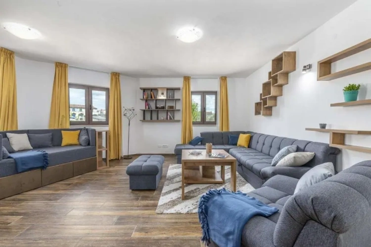 3 Bedrooms Single Villa