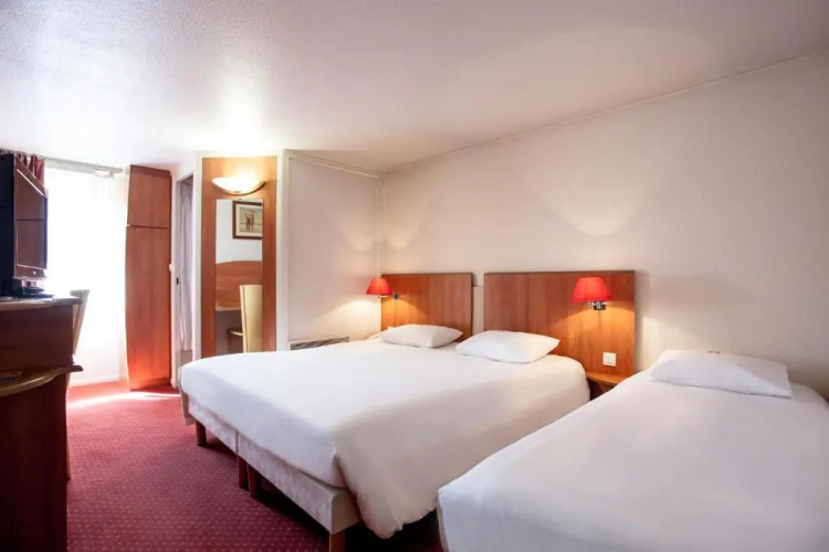 Inn Design Mâcon Sancé Hotel
