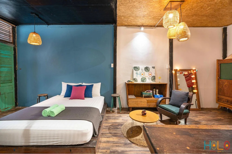 HoLo Opera Saigon - Serviced Homestay