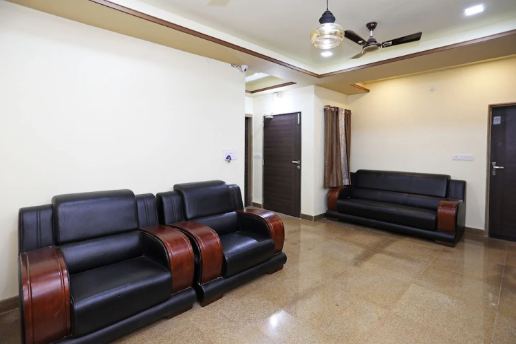 OYO 9428 Home Hill View Goverdhan Vilas