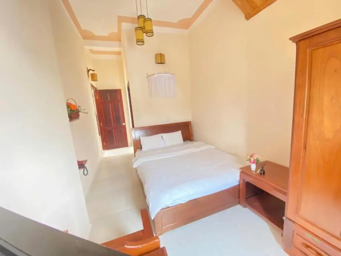 YK Home Luxury Villa