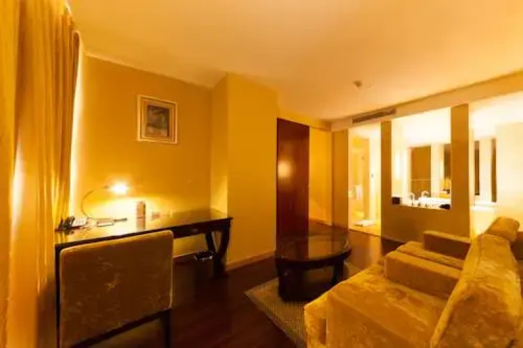 Riz-Carlsen Hotel Dandong