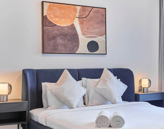 2 Bedrooms Premium Apartment with balcony and with city view