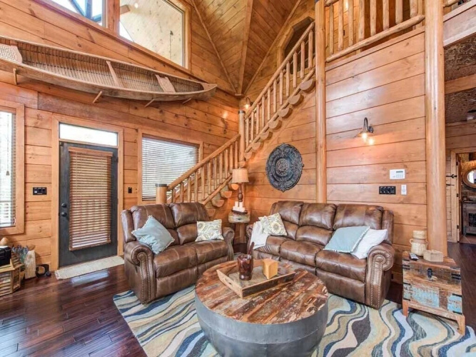 Bear Elegance - Three Bedroom Cabin