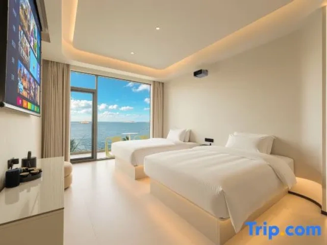 Standard Twin room with balcony and with sea view