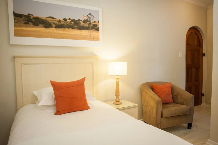 Four Palms Accommodation