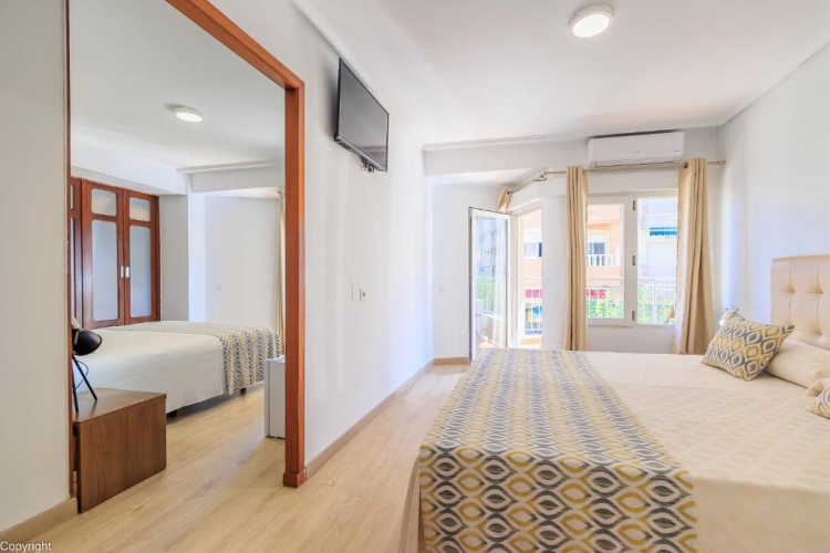 Quadruple room