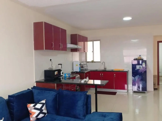 3 Bedrooms Apartment