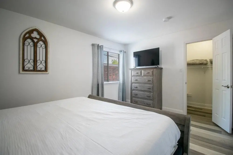 Oak Shores 126
