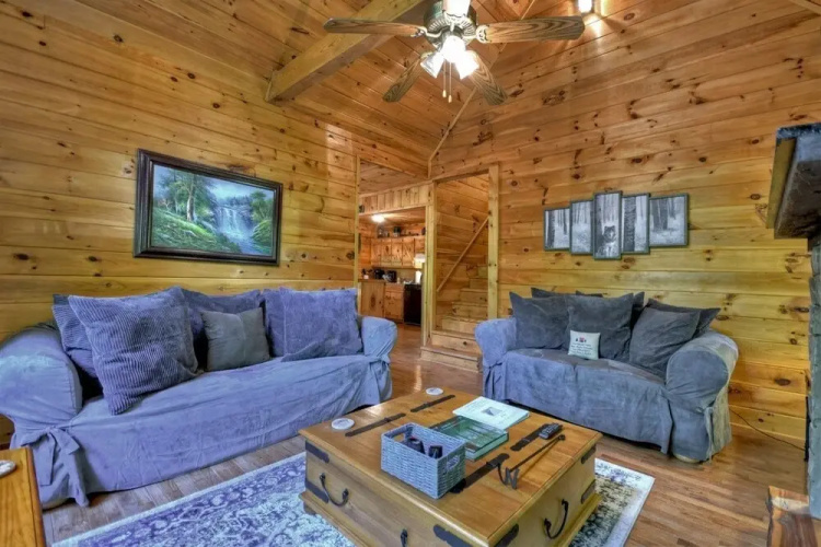 Grey Wolf Lodge
