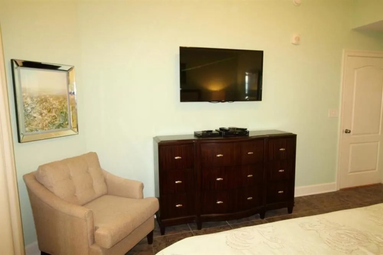 Phoenix West Ii Condominiums