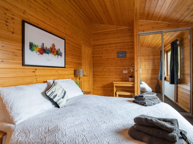 Loch Leven Lodge 12