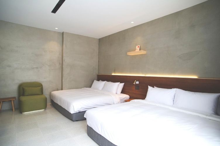 Standard Quadruple room