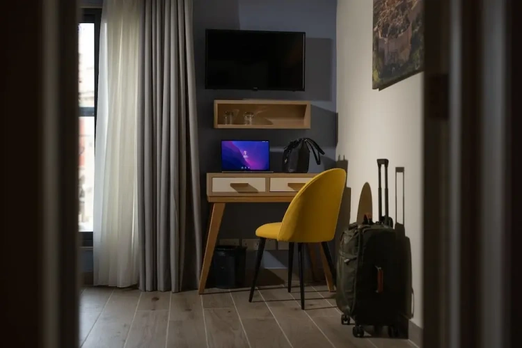 Superior Double room with city view