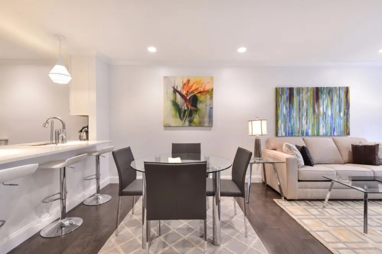 Global Luxury Suites at South Boston