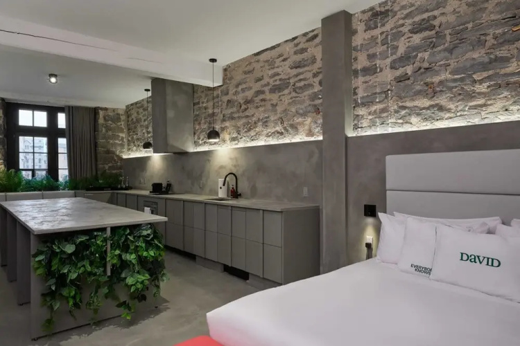 David Hotel