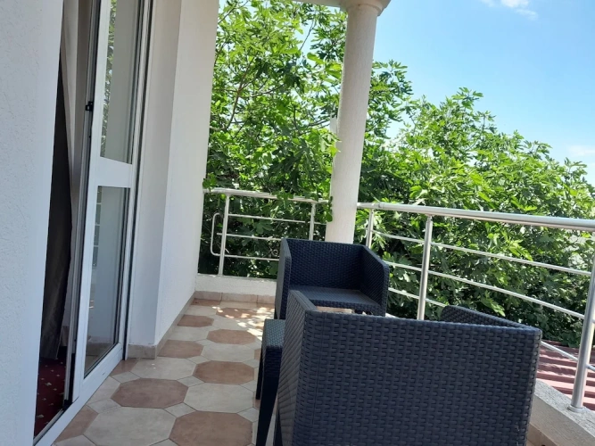 1 Bedroom Deluxe Double room with city view