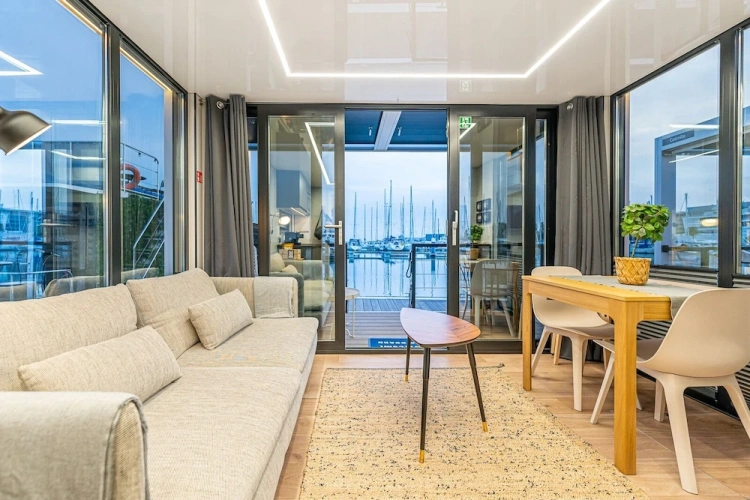 Luxury room