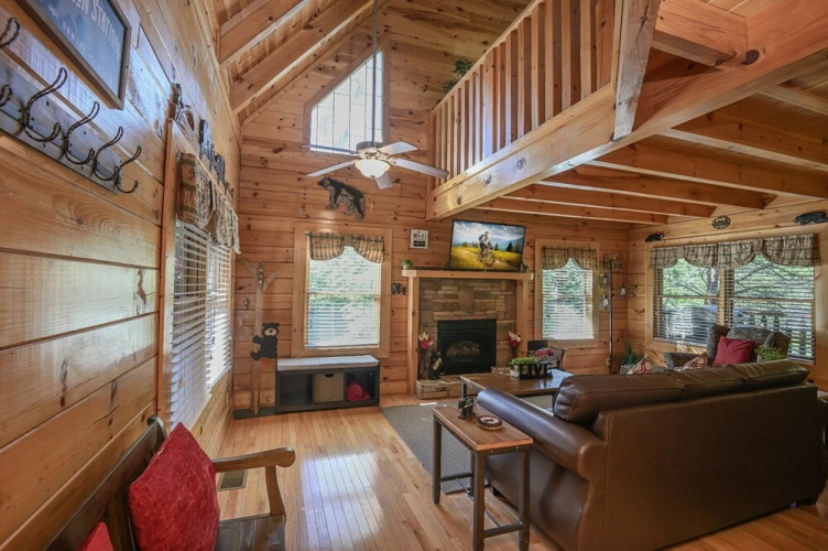 Lakeside Getaway by Eagles Ridge Resort