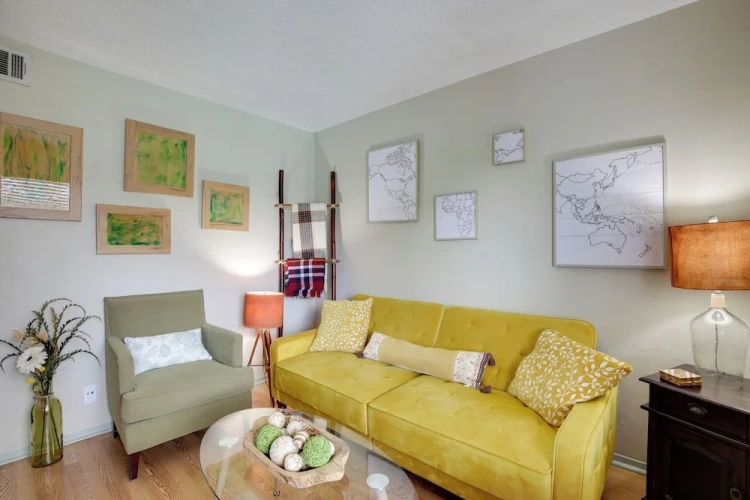 1 Bedroom Apartment