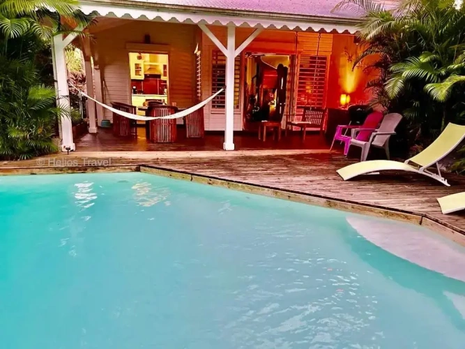 2 Bedrooms Cottage