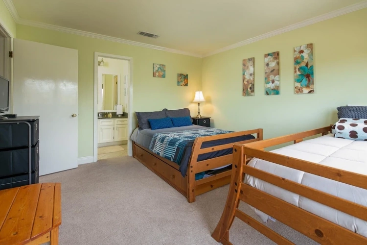 Guest rooms