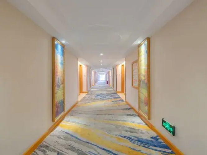 Vienna Hotel (Longhui High-speed Railway Station)