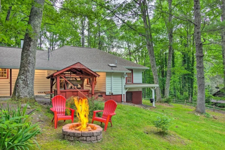 3 Bedrooms Cottage