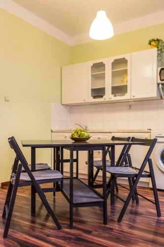 Apartment for Friends