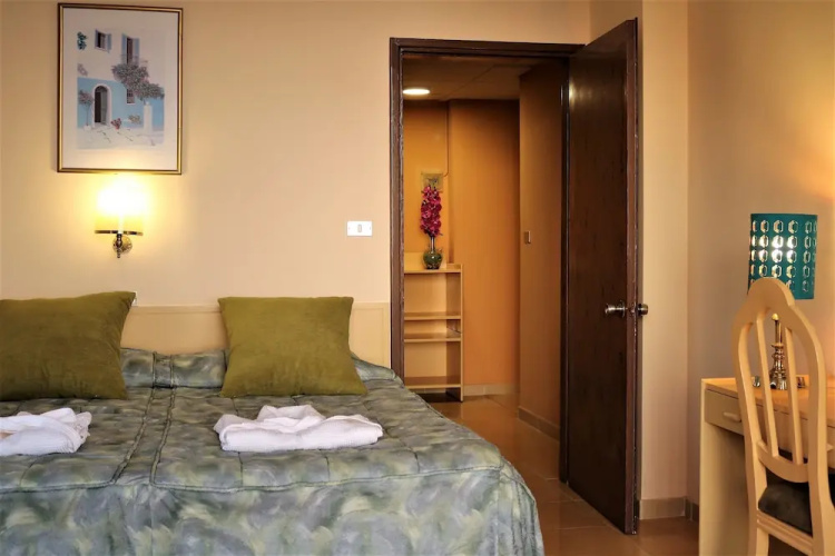 Vanda Hotel