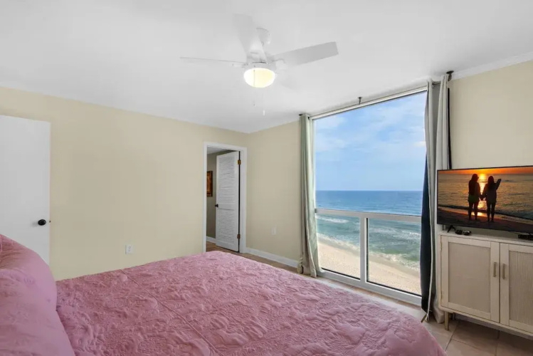 Shoreline Towers 1081