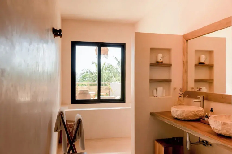 Best-Located Beach Suite with pool.