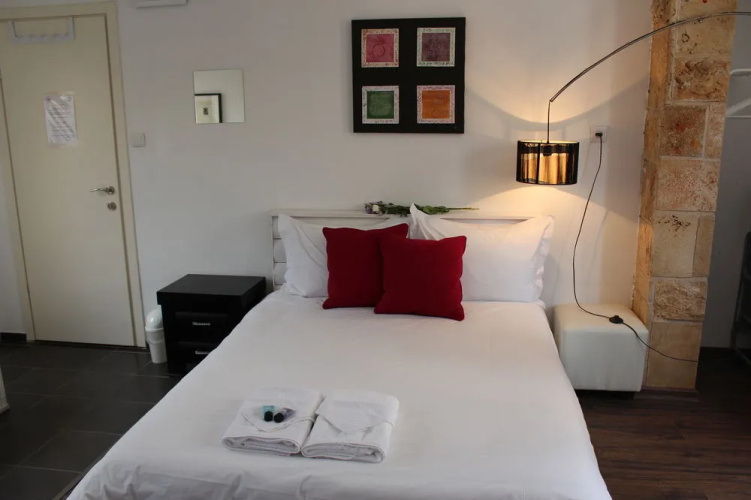 Aliyah Return Center Guesthouse