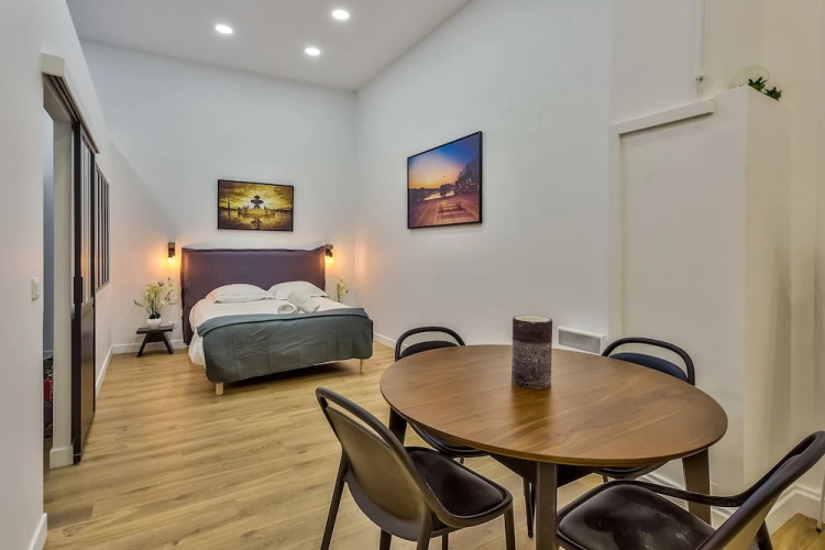 05 - Designed Parisian Flat