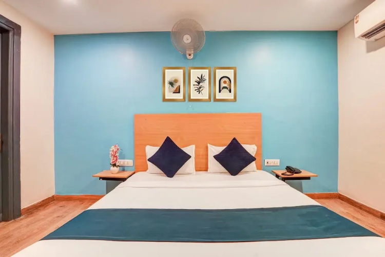 Hotel Twamev residency Uttam Nagar