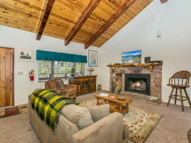 Twin Oaks #1949 by Big Bear Vacations