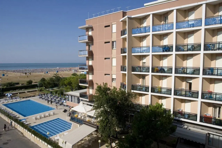 Hotel Palace