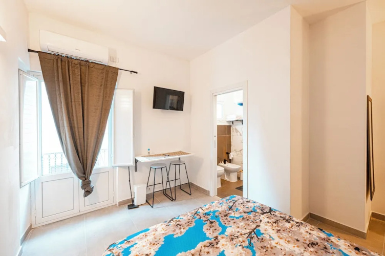 Room-luxury Room La Mandorla